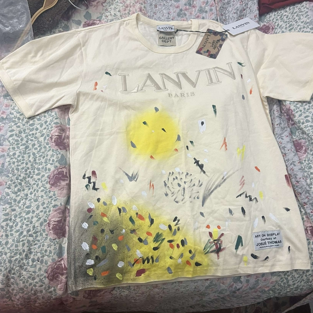 Medium shirt
